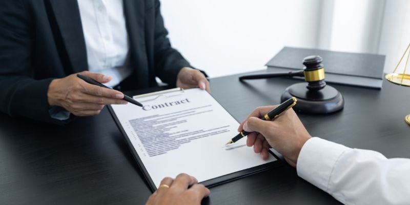 The role of License verification in protecting players